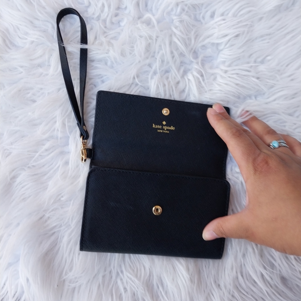 Authentic Kate Spade Wallet - Picture 5 of 8